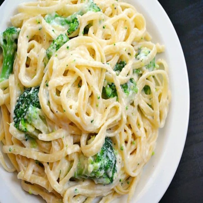 Broccoli Alfredo Pasta
