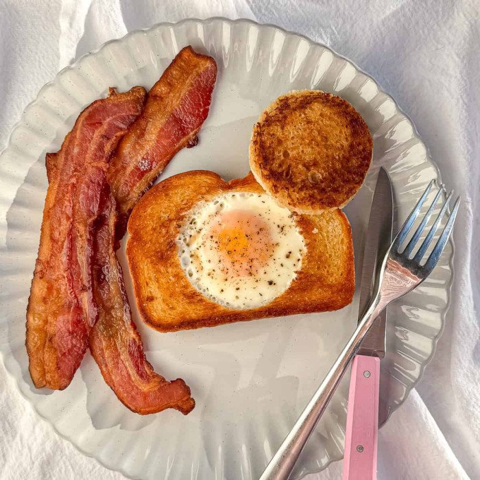 Egg 1 Side with Meat & Toast